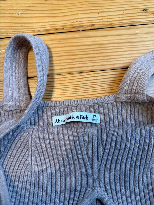 Abercrombie Tank Top - Image 3