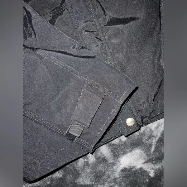 Carhartt Waterproof Breathable Shoreline Jacket Size Medium Regular - Image 8