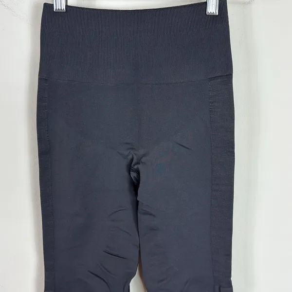 Lululemon High Rise Compression Leggings Full Length Black‎ Size 4 - Image 4