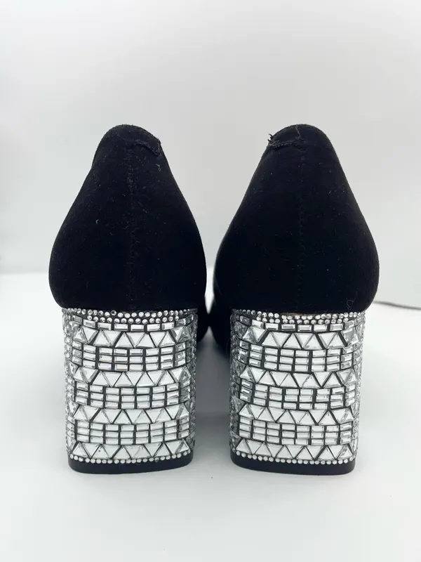 Betsey Johnson pointed toe rhinestone block heel black pumps Size 7.5M - Image 9
