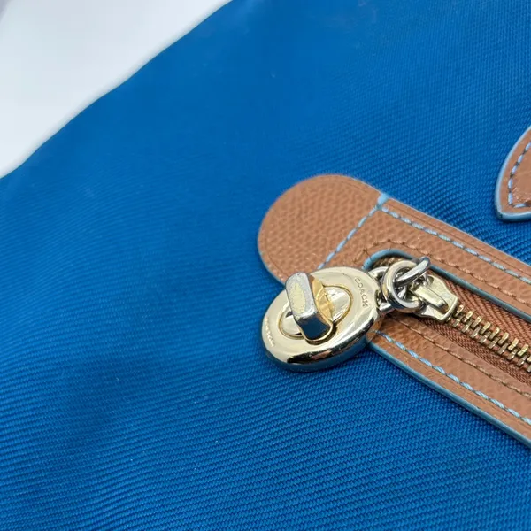Coach Blue and Tan Tote Bag - Image 5