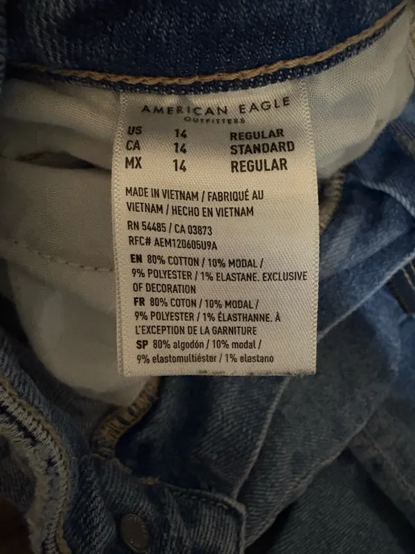 American Eagle Jeans - Image 2