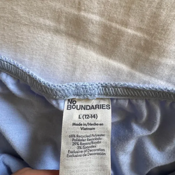 No Boundaries y2k baby blue ditsy ruffle tiered mini skort size large - Image 5
