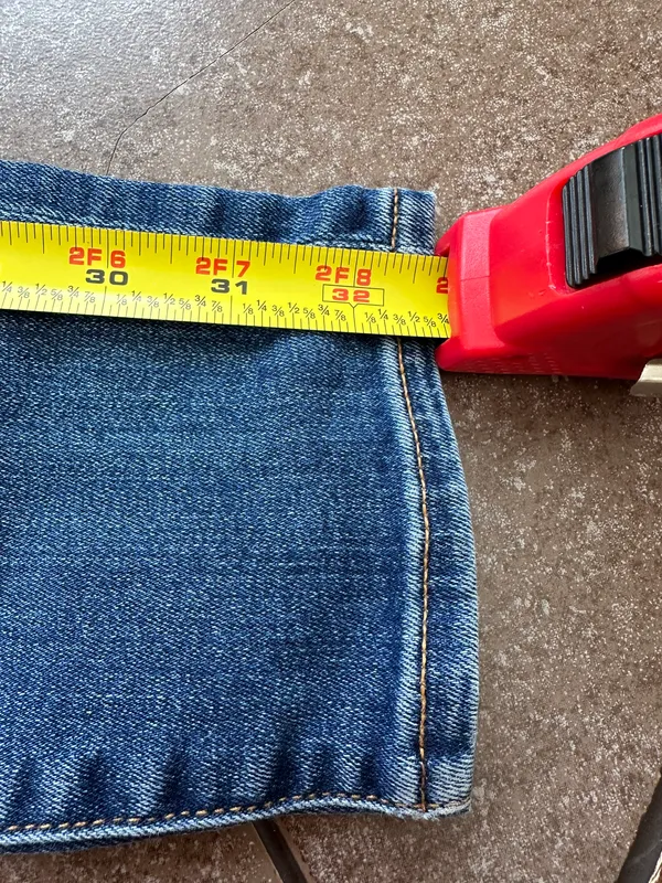 J crew women Skinny Leg Jeans Low Waist size 24/26 True Color Is Pic 10. - Image 9
