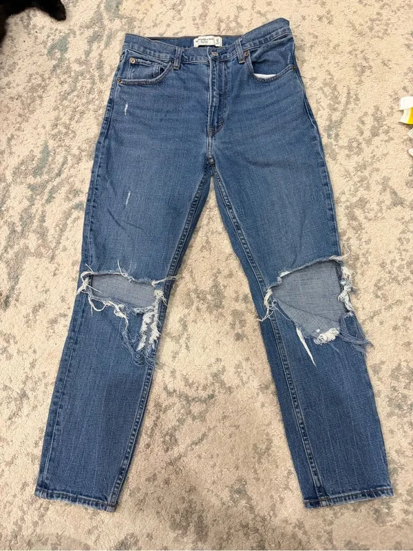 Abercrombie & Fitch The Skinny High Rise Distressed Jeans 27/4 Short - Image 5