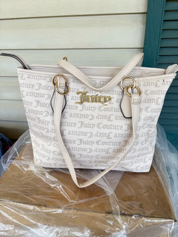 Juicy Couture "I Heart Juicy" Medium Tote bag - Image 2
