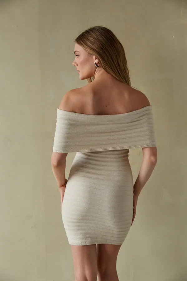 American Threads Stassi Off the Shoulder Bodycon Mini Dress - Image 2