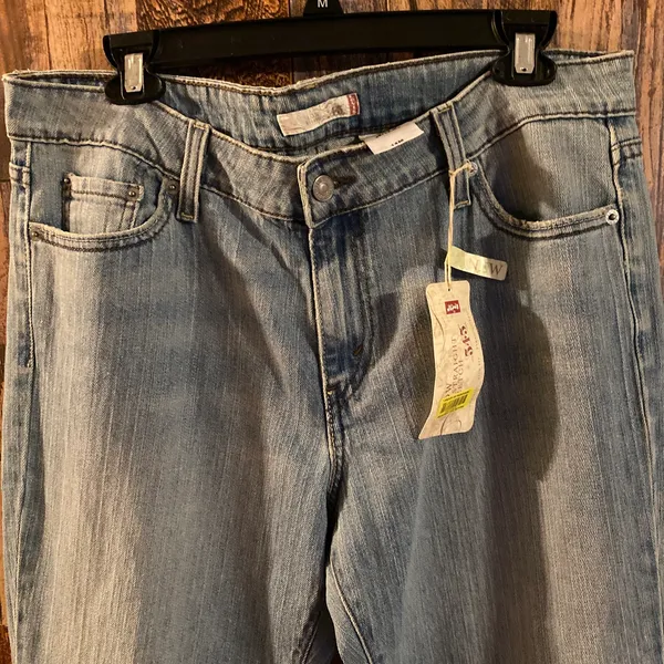 NWT Levis Strauss & co women's blue jeans size 14 - Image 5