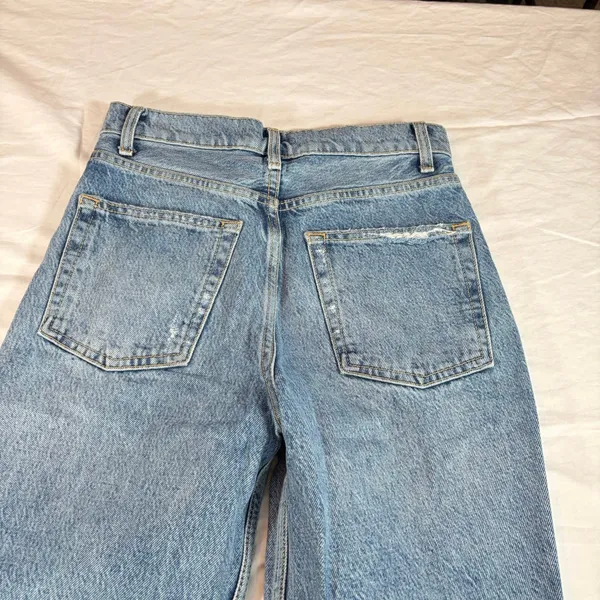 We the Free womens high rise crop straight leg jeans. Sz 25. distressed fray hem - Image 2