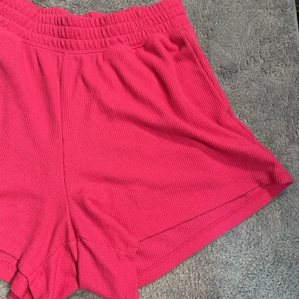 Gilly Hicks Vibrant Pink Shorts medium - Image 3