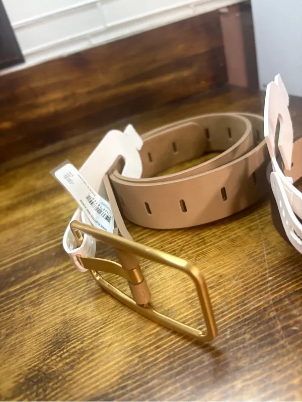 Time and tru brown and tan belts size s/m - Image 3