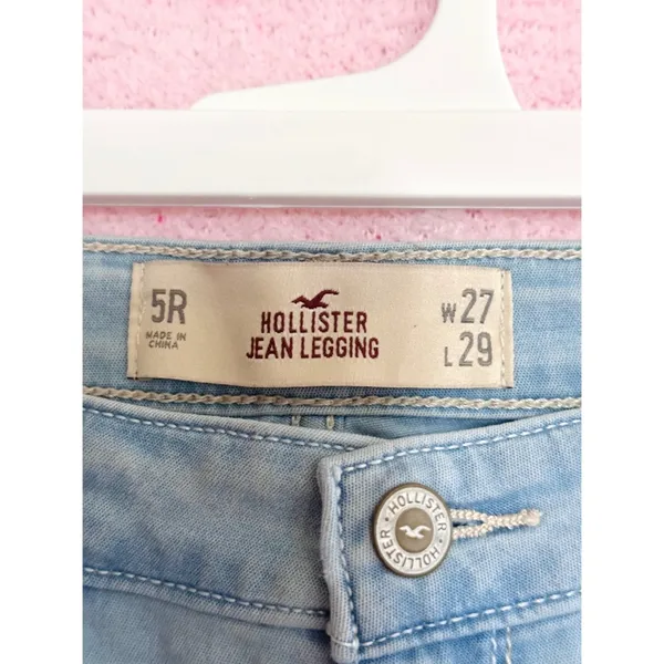💙Hollister Jeans💙 - Image 3