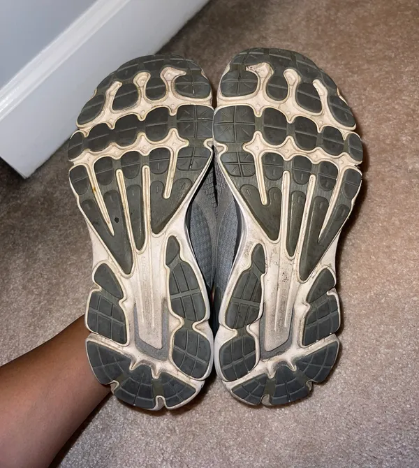 Under Armour Shoes - Image 6