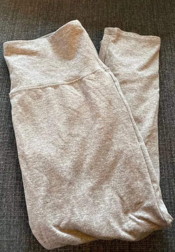 Zobha melange capri tan Heathered high waisted leggings - Image 3