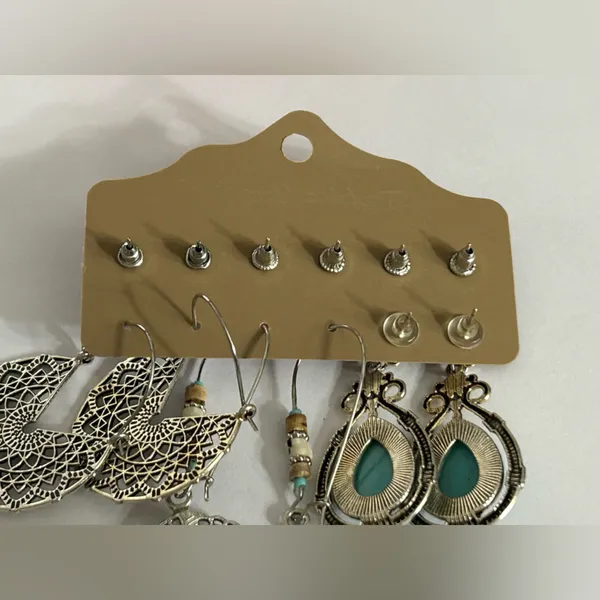 Faux Turquoise and Silver 6 Pair Stud & Dangle Earring Set Brand New - Image 4