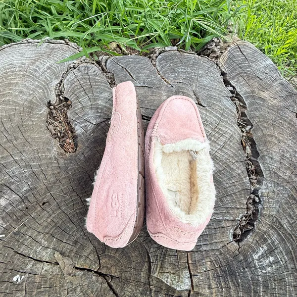 Ugg Australia suede women’s shoes size 11 - Image 4