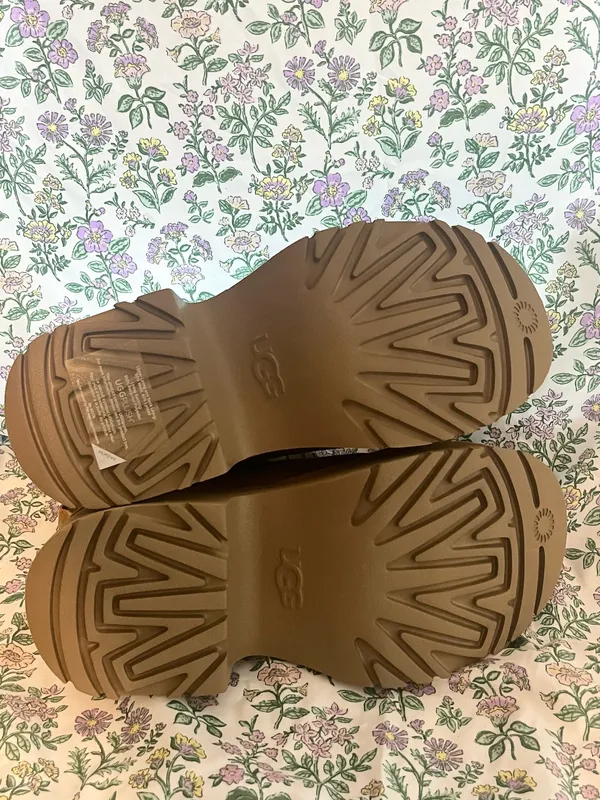 UGG Platform heel Uggs - Image 4