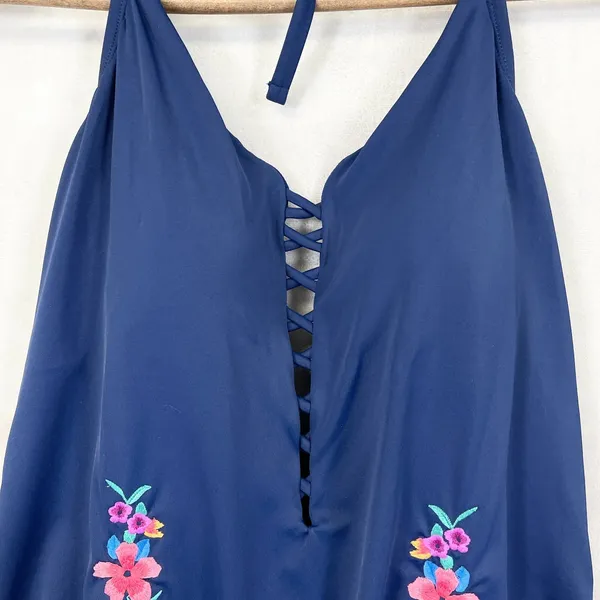 Time and Tru Womens Swimsuit Size XLarge One Piece Embroidered Floral Beach Boho - Image 4