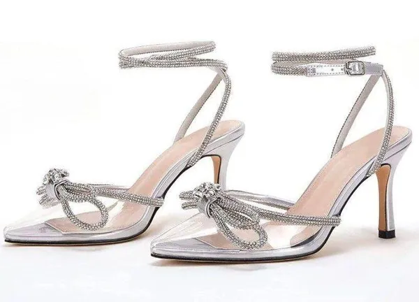 Bow Heels Silver Size 7.5 - Image 2
