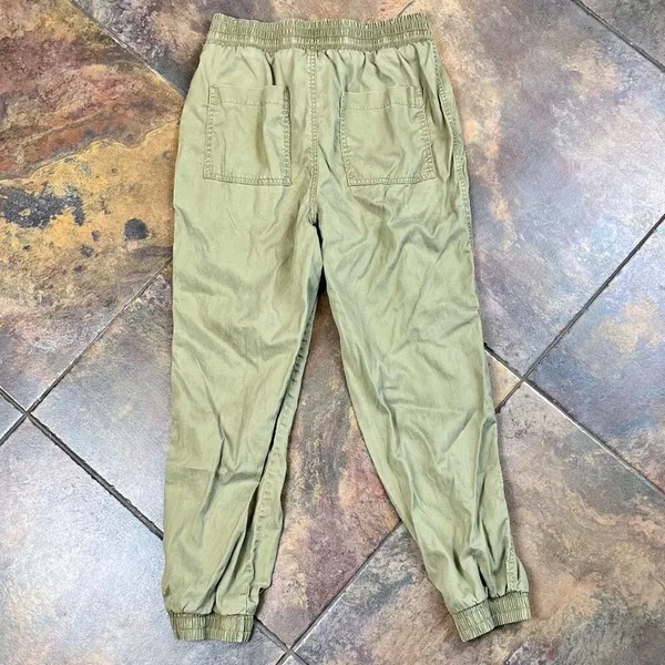 A New Day Army Green Cargo Pull-on Jogger Pants Small - Image 9