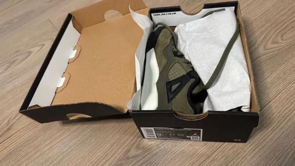 Air Jordan Retro 4 SE - Image 6