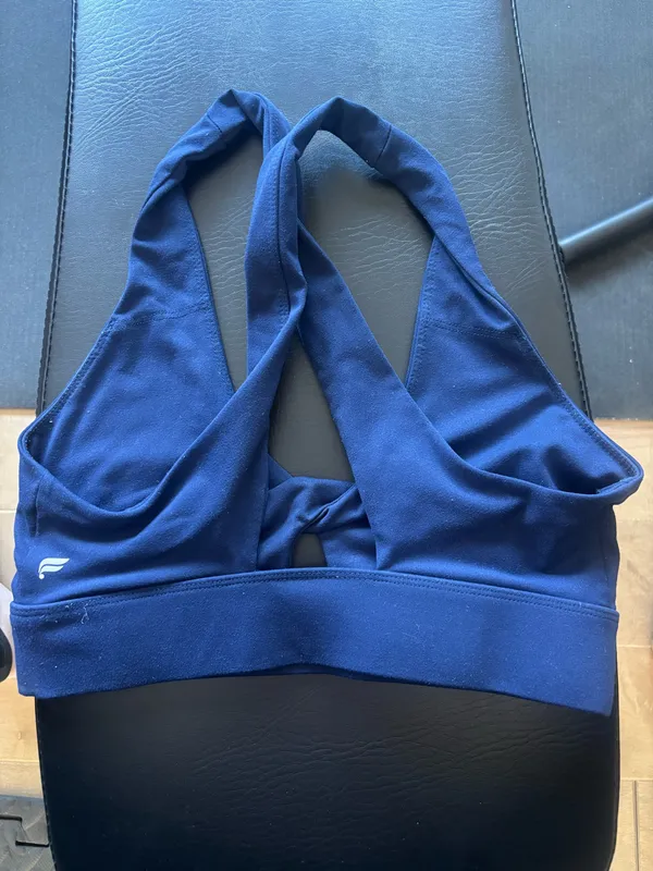 Fabletics Oasis Twist Sports Bra - Image 3