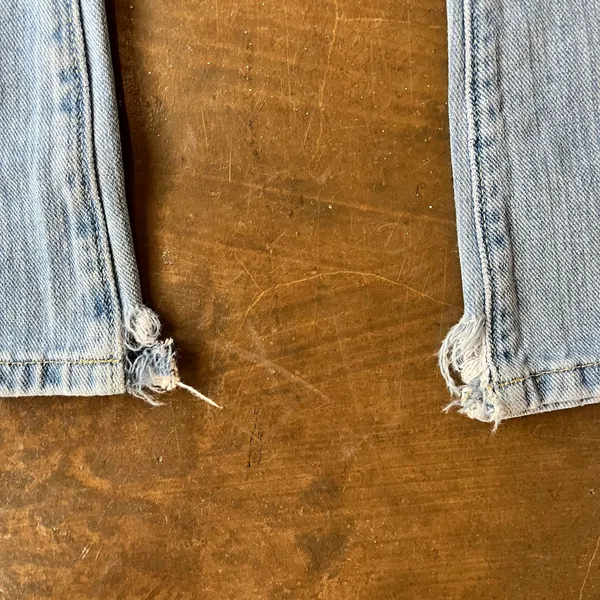 American Eagle Vintage Y2K Light Wash Low Rise Hipster Flare Jeans 8 Short Mall - Image 2