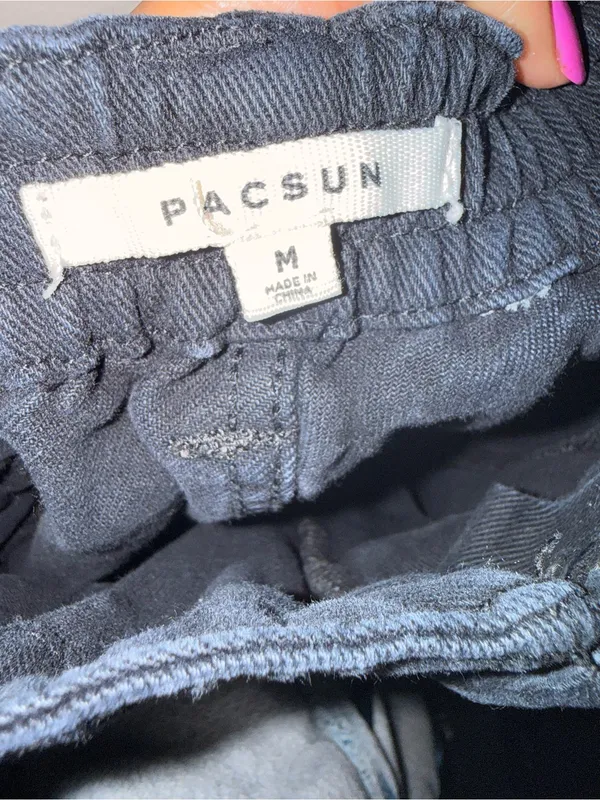 PacSun Women's Black Straight-Leg Cargo Jeans - Image 4