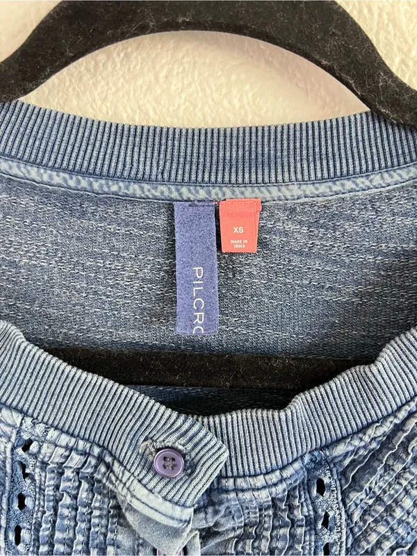 Pilcro Pintuck Sweatshirt Henley Knit Pullover Blue Medium - Image 3