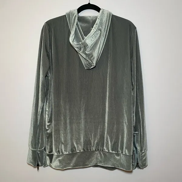 NWT POL Gray Velvet Valeur Embroidered Rose Hoodie Sweatshirt Women's size Large - Image 7