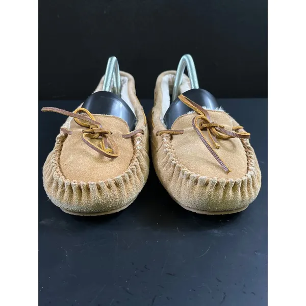Minnetonka SKU 7672 Womens Moccasins Sheepskin Lined Slip On Shoes Size 10 - Image 4