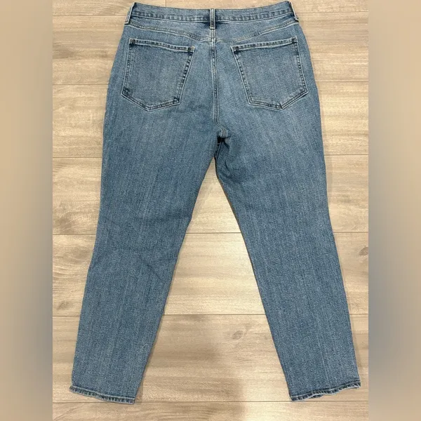 Old Navy High Rise Blue Jeans Size 14 - Image 2