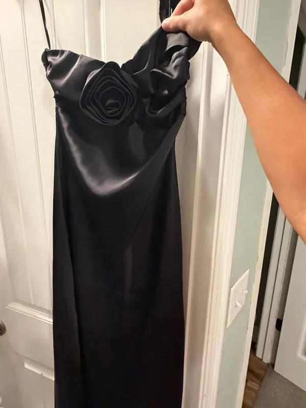 Black formal dress - Image 2