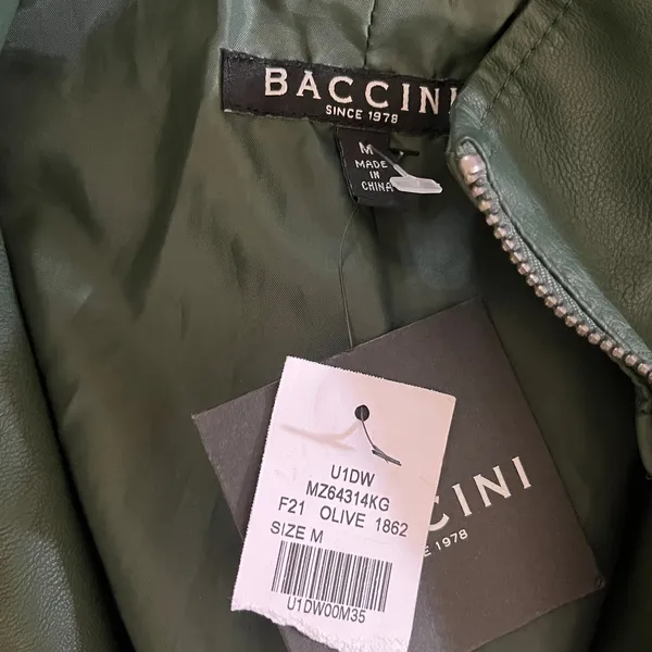 Baccini Women's Olive Green Vegan Leather‎ Moto Jacket Zip Size Medium NWT - Image 3