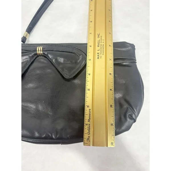 Vintage Black Faux Leather Wristlet Clutch Purse Gold‎ Tone Detail 10x6 Taiwan - Image 8