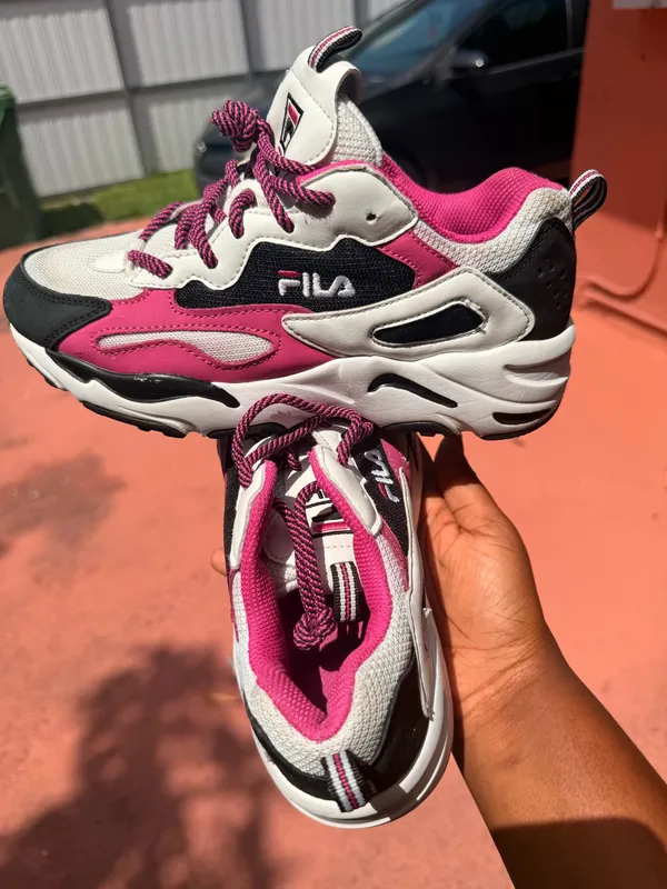 FILA Sneakers - Image 3