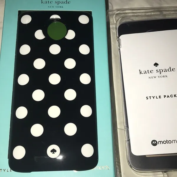 Kate Spade New York style pack NIB ultra thin - Image 3