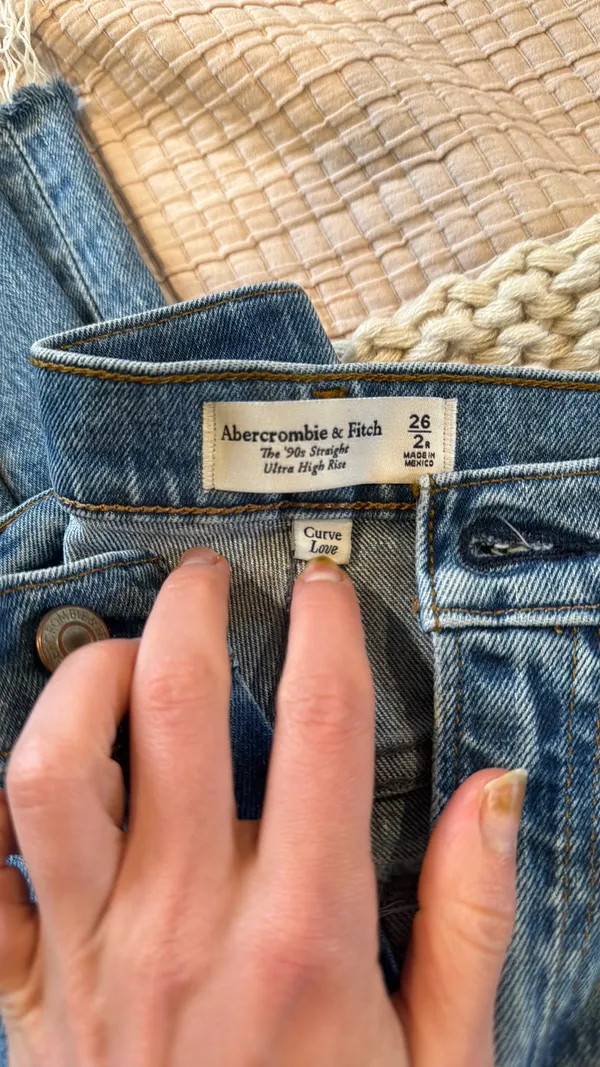 The 90s Abercrombie Straight Ultra High-Rise - Image 3