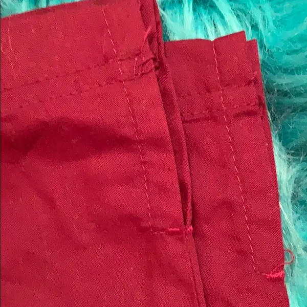 Butter-Soft NWOT burgundy pull on scrubs w/pockets - Image 4