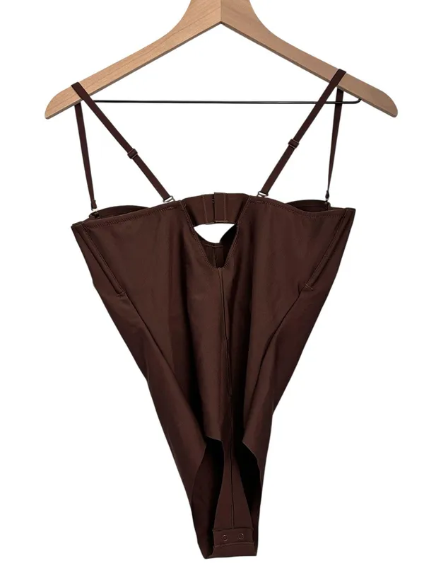 Skims Body Molded Underwire Bodysuit Size Small NWT Cocoa ( SOLD OUT) - Image 6