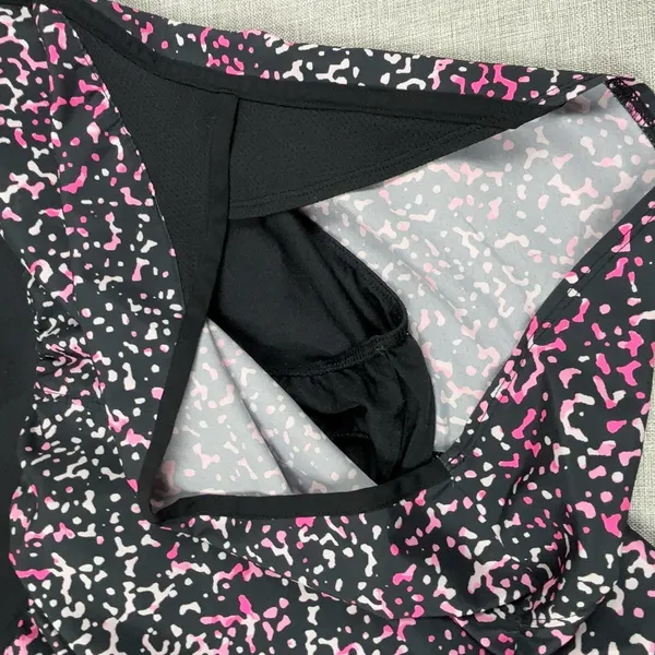 Under Armour Running Shorts Womens Large Black Pink Print 3 In Lined HeatGear - Image 8