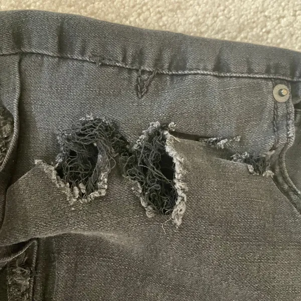 Aeropostale Black High Waisted Distressed Shorts Size 00 - Image 6