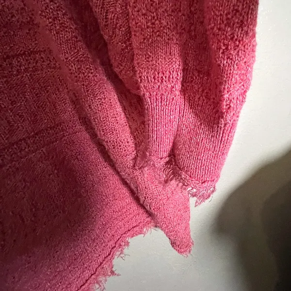 John + Jenn Women's Pink Crotchet‎ V Neck Sweater size XL - Image 8