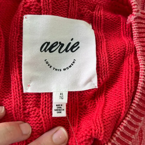 Aerie Women's Faded Cable Knit Cropped Pullover Sweater Red Size XL. NEW - Image 6