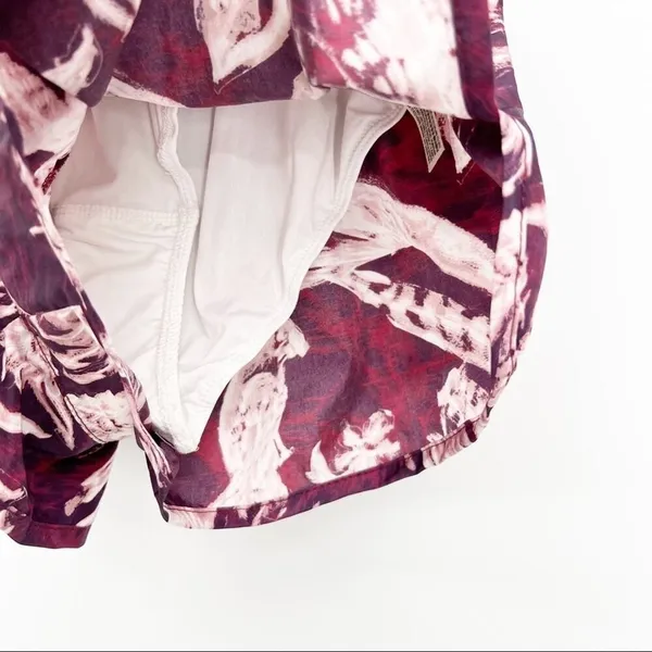 NEW Free People Movement The‎ Way Home Tropical Print Running Shorts Women's XS - Image 4