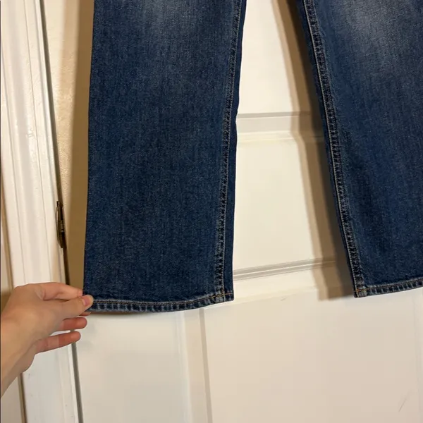 Aritzia Denim Forum Arlo High Rise Straight Ankle - Image 4