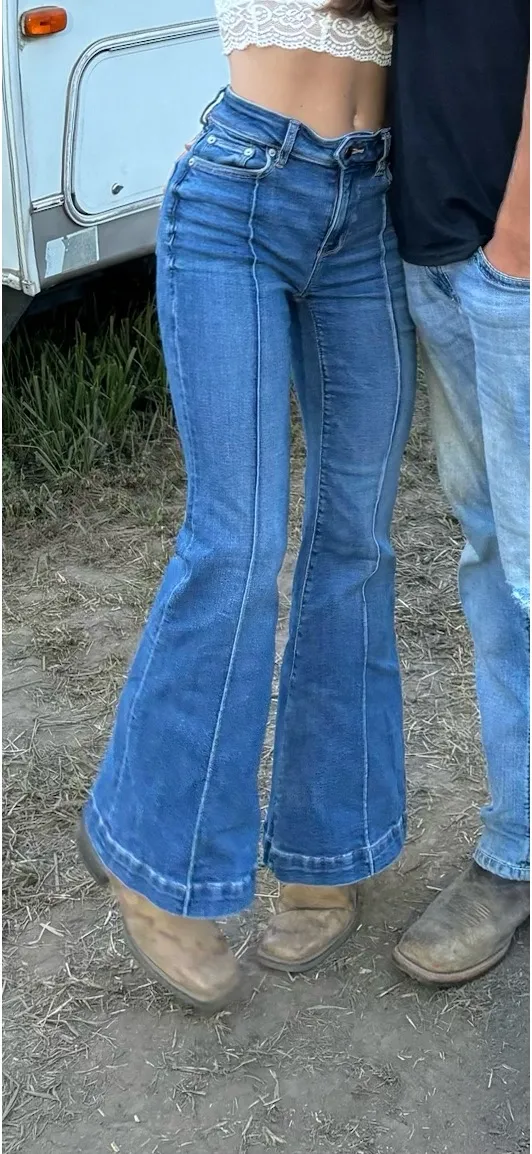 American Eagle Flares - Image 3