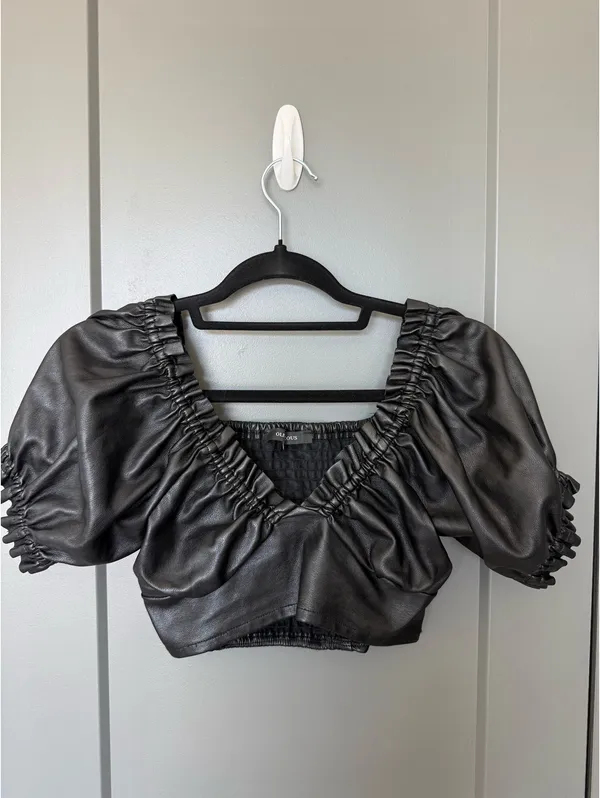 Black Olivaceous Top - Image 4