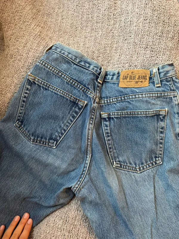 Gap Jeans - Image 3