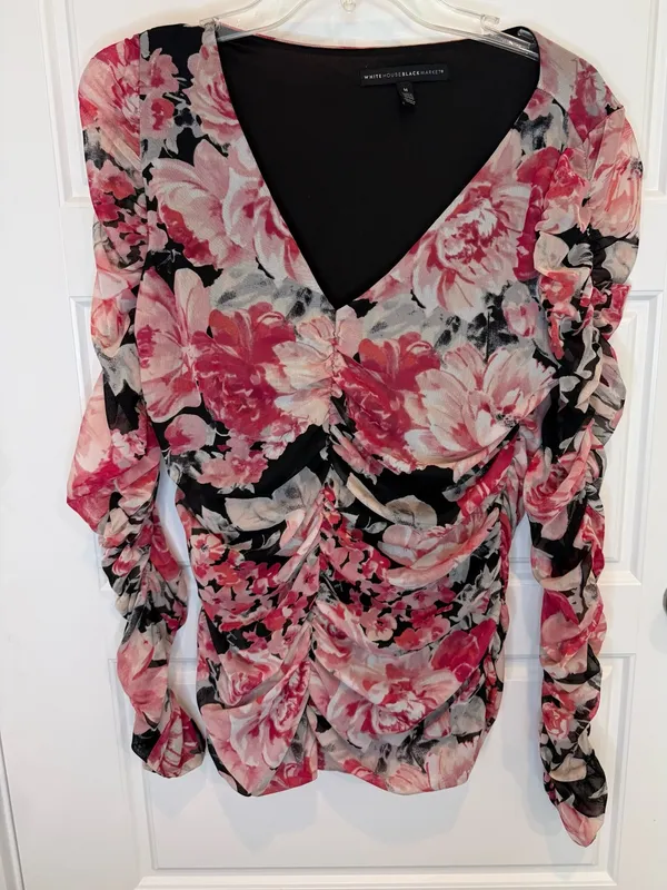 White House Black Market Coquette Floral Dainty Sheer Blouse Top, Sz Medium - Image 3